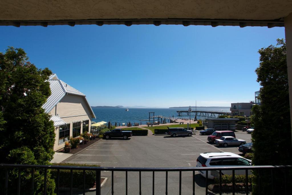 Sidney Waterfront Inn Zimmer foto